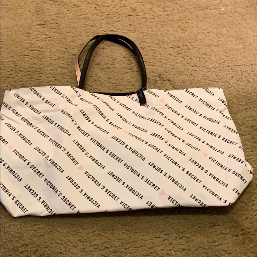 Victoria’s Secret tote bag